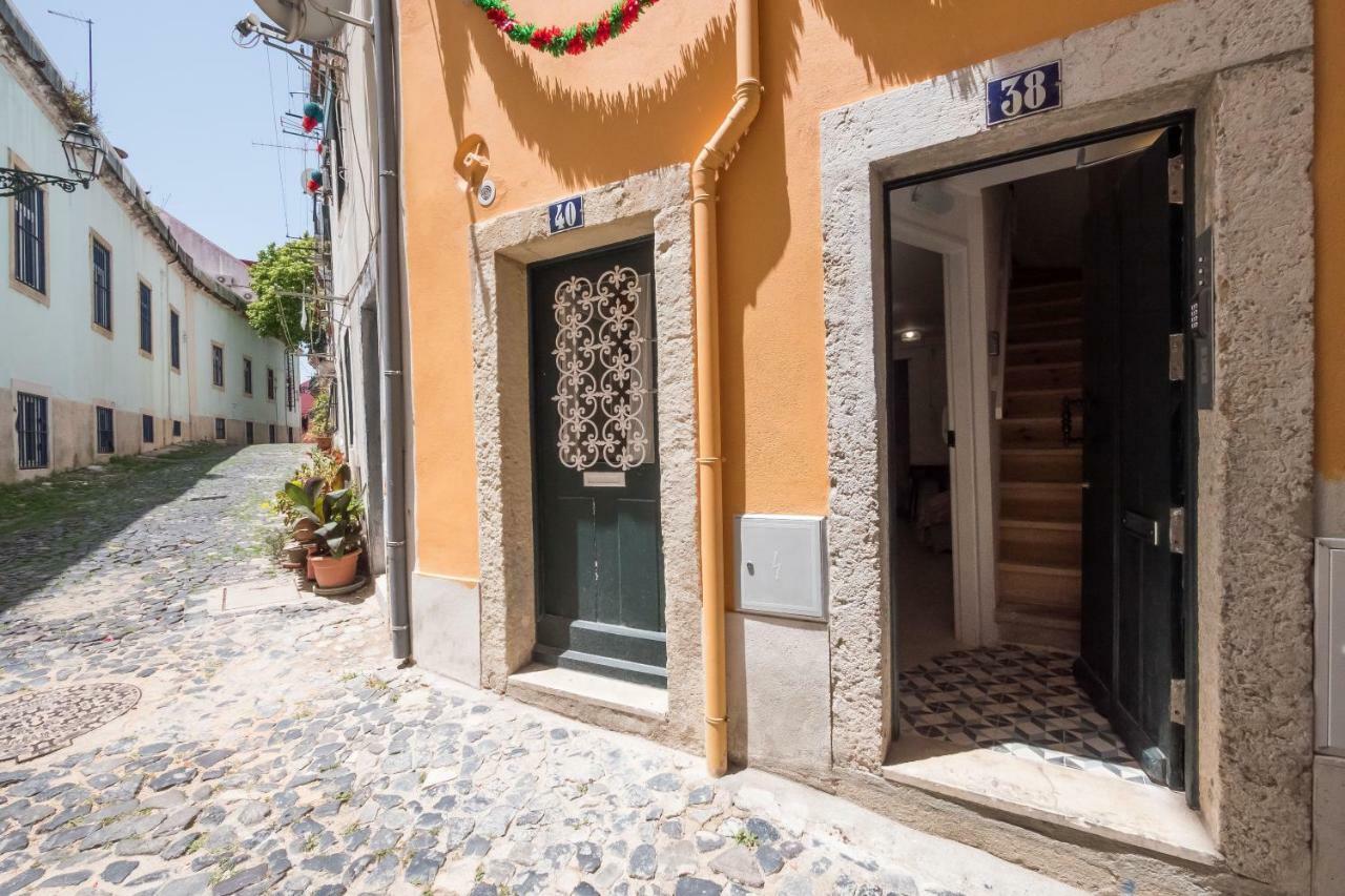 Little River View Triplex In Alfama Lisbona Esterno foto